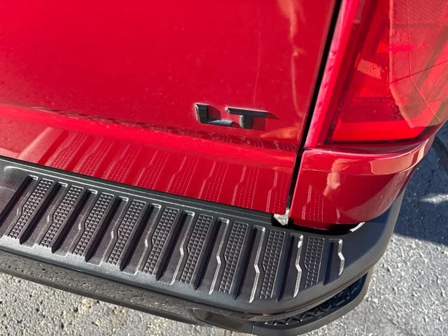 Used 2021 Red Chevrolet LT Trail Boss image 18