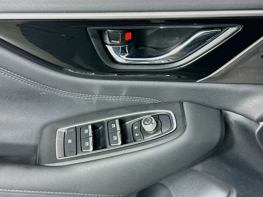 Used 2022 Gray Subaru Limited image 21