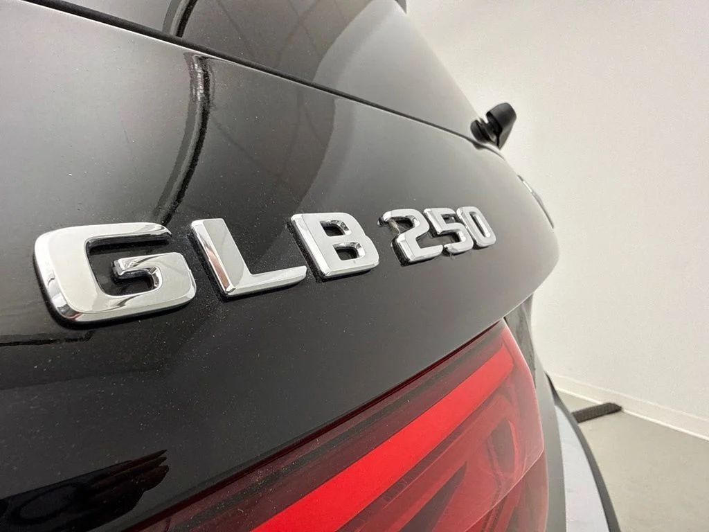 Certified Used 2022 Night Black Mercedes-Benz GLB 250 image 9