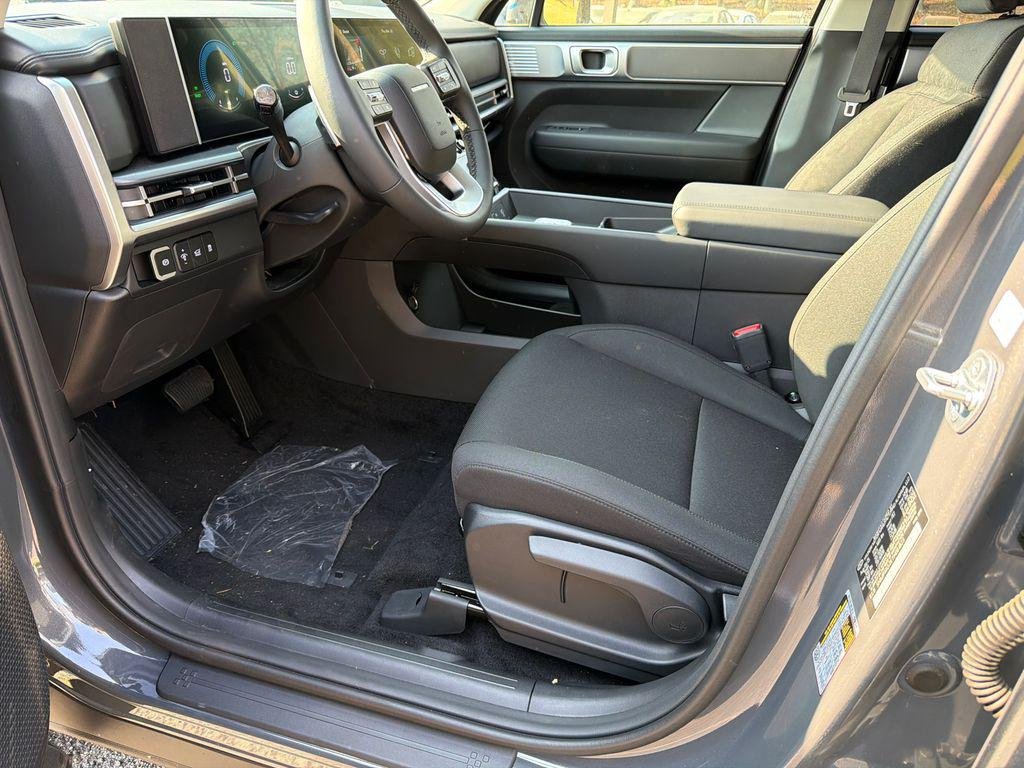 New 2026 Gray Hyundai SE image 9