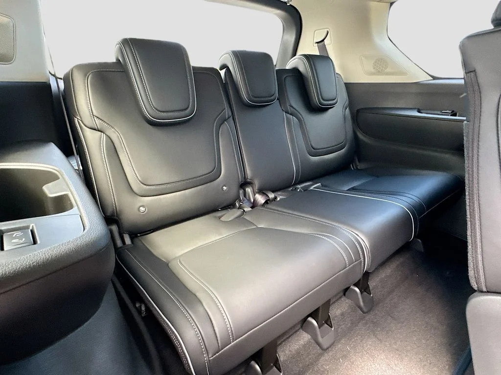 New 2026 RADIANT WHITE INFINITI Luxe 2WD image 29