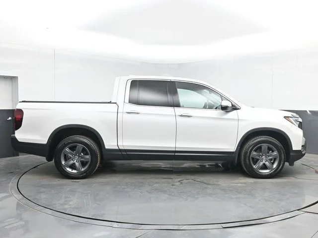 Used 2023 White Honda RTL-E image 10