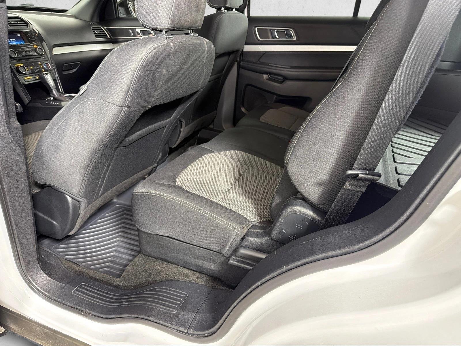 Used 2017 Oxford White Ford XLT image 20