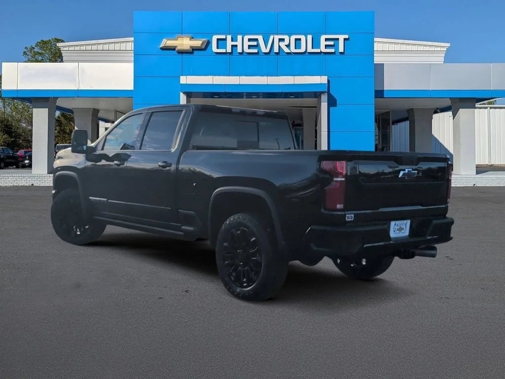 New 2026 Black Chevrolet High Country image 5