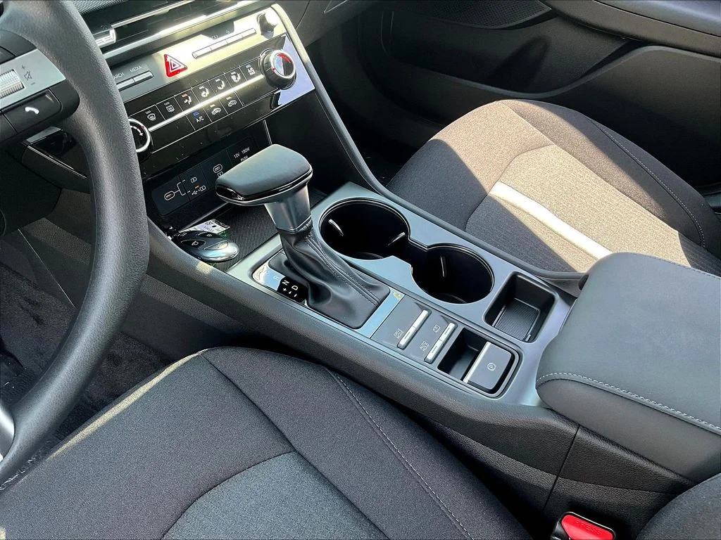 New 2026 Gray Hyundai SE image 11