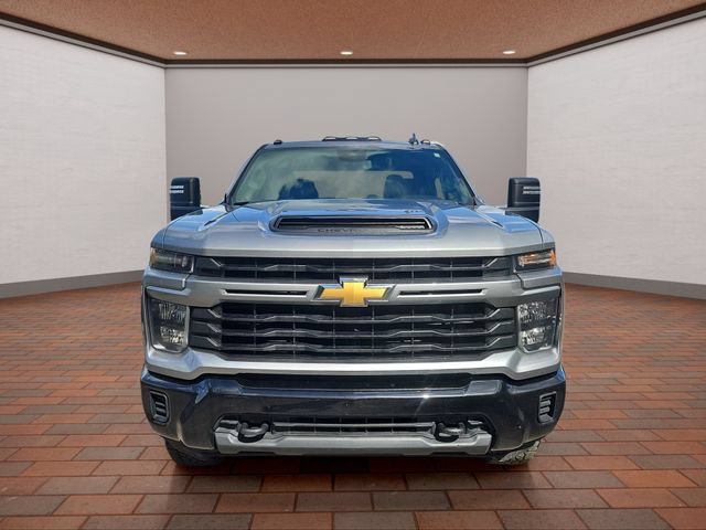 Used 2025 Sterling Gray Metallic Chevrolet Custom image 26