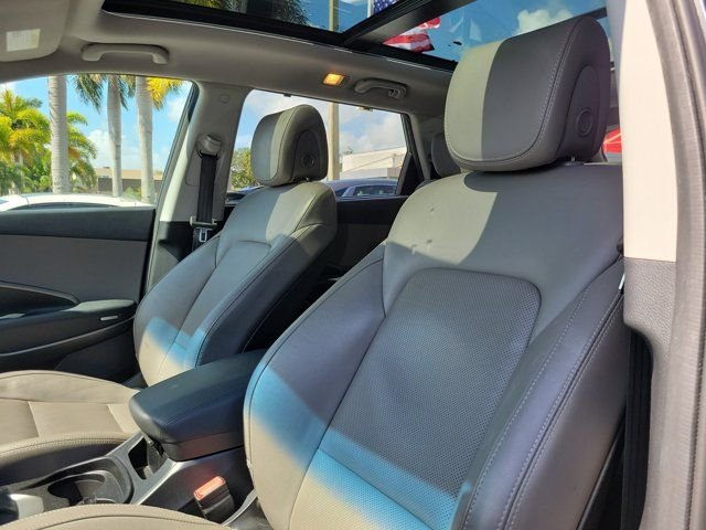 2017 Hyundai Santa Fe SE Ultimate - Photo 15