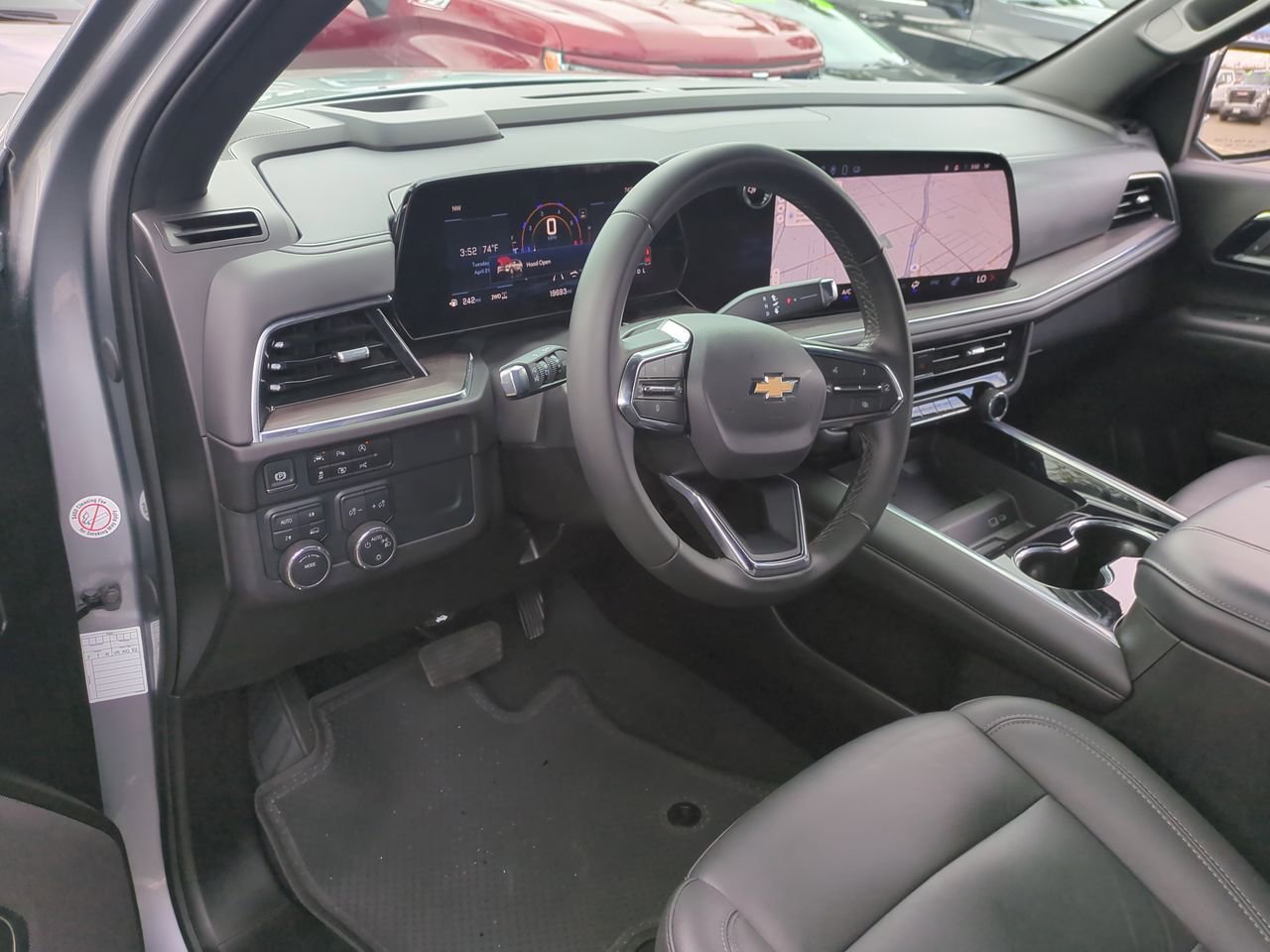 2025 Chevrolet Tahoe LT - Photo 10