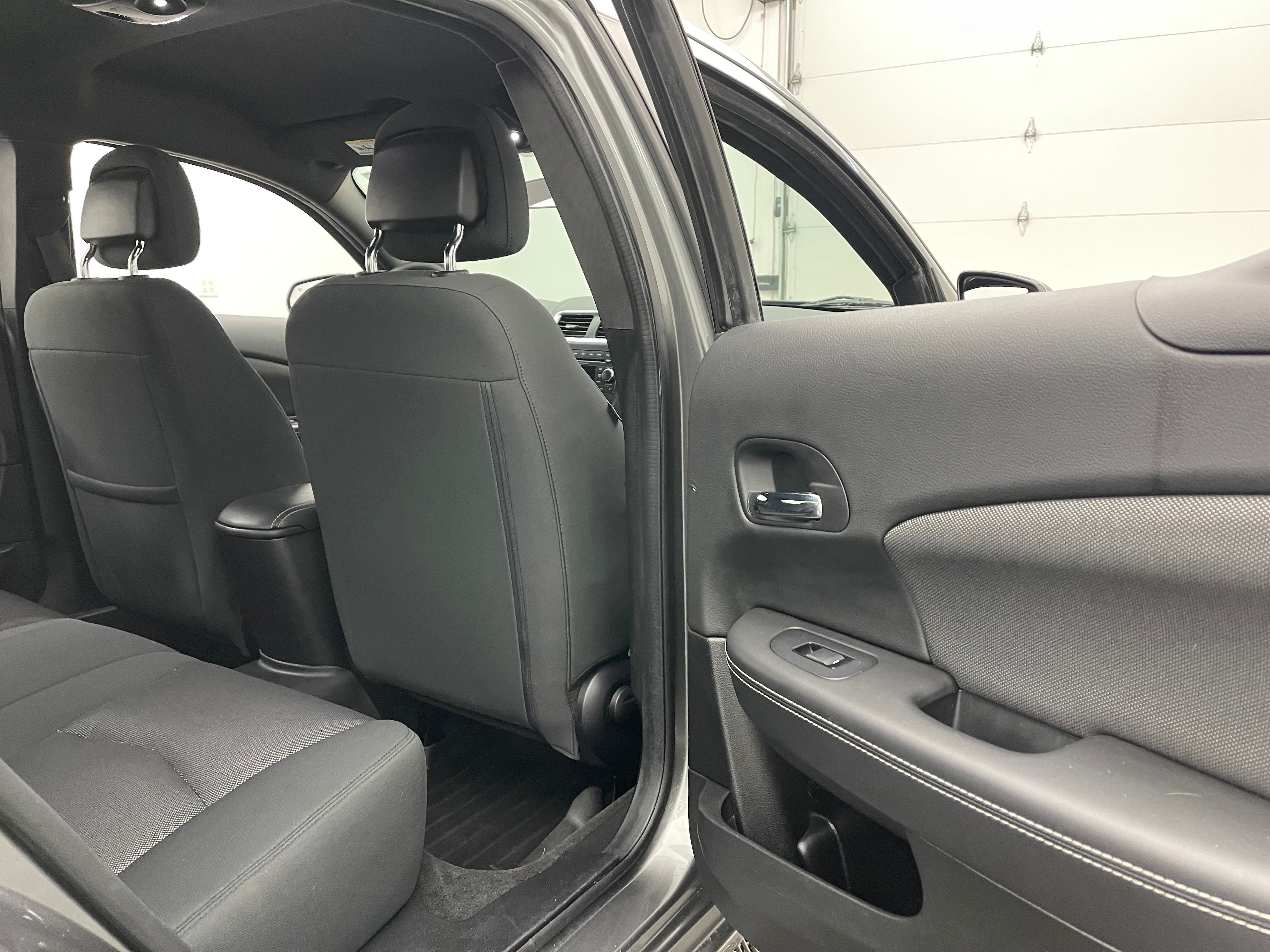 Used 2013 Mineral Gray Metallic Clearcoat Dodge SXT image 27