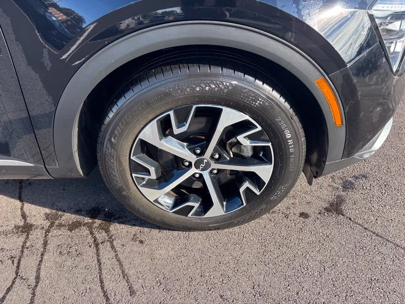 Used 2024 Black Kia EX image 10