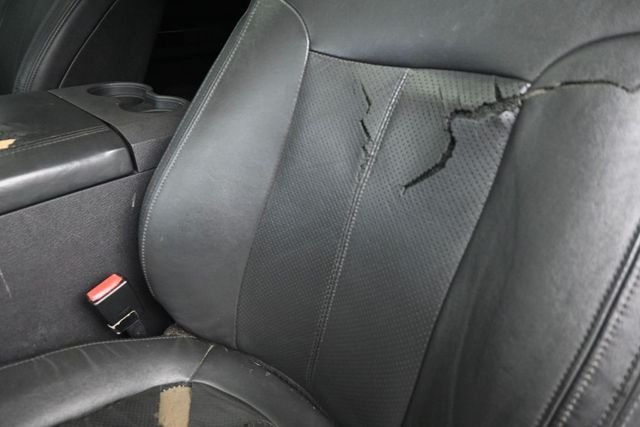 Used 2014 Black Ford Platinum image 17