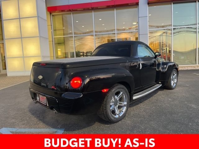 Used 2005 Black Chevrolet Base image 3