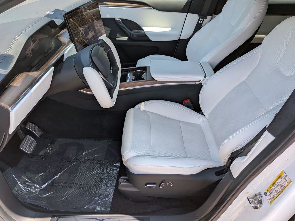 Used 2023 White Tesla Standard Range image 16