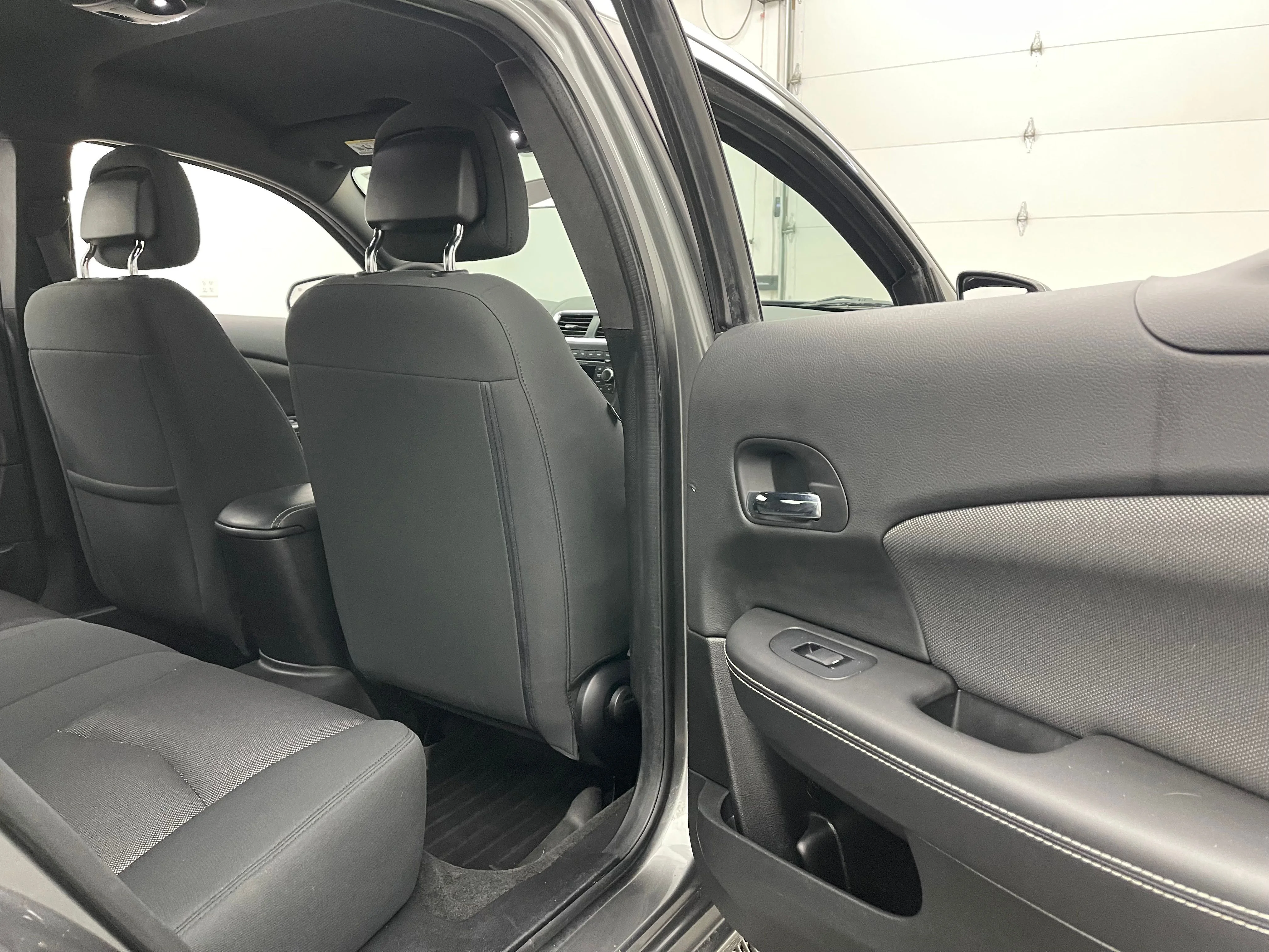Used 2013 Mineral Gray Metallic Clearcoat Dodge SXT image 27