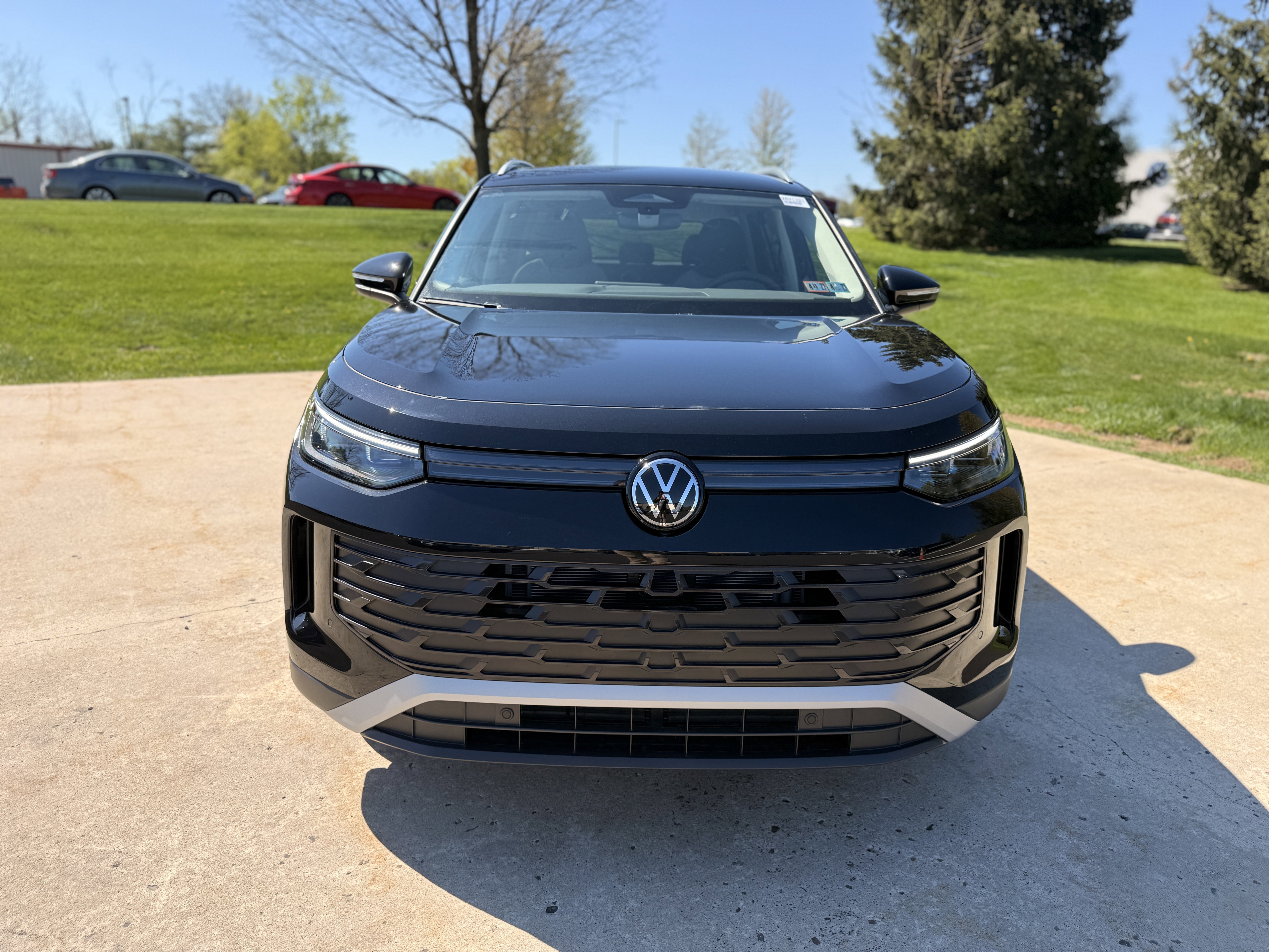New 2026 Deep Black Pearl Volkswagen S image 9