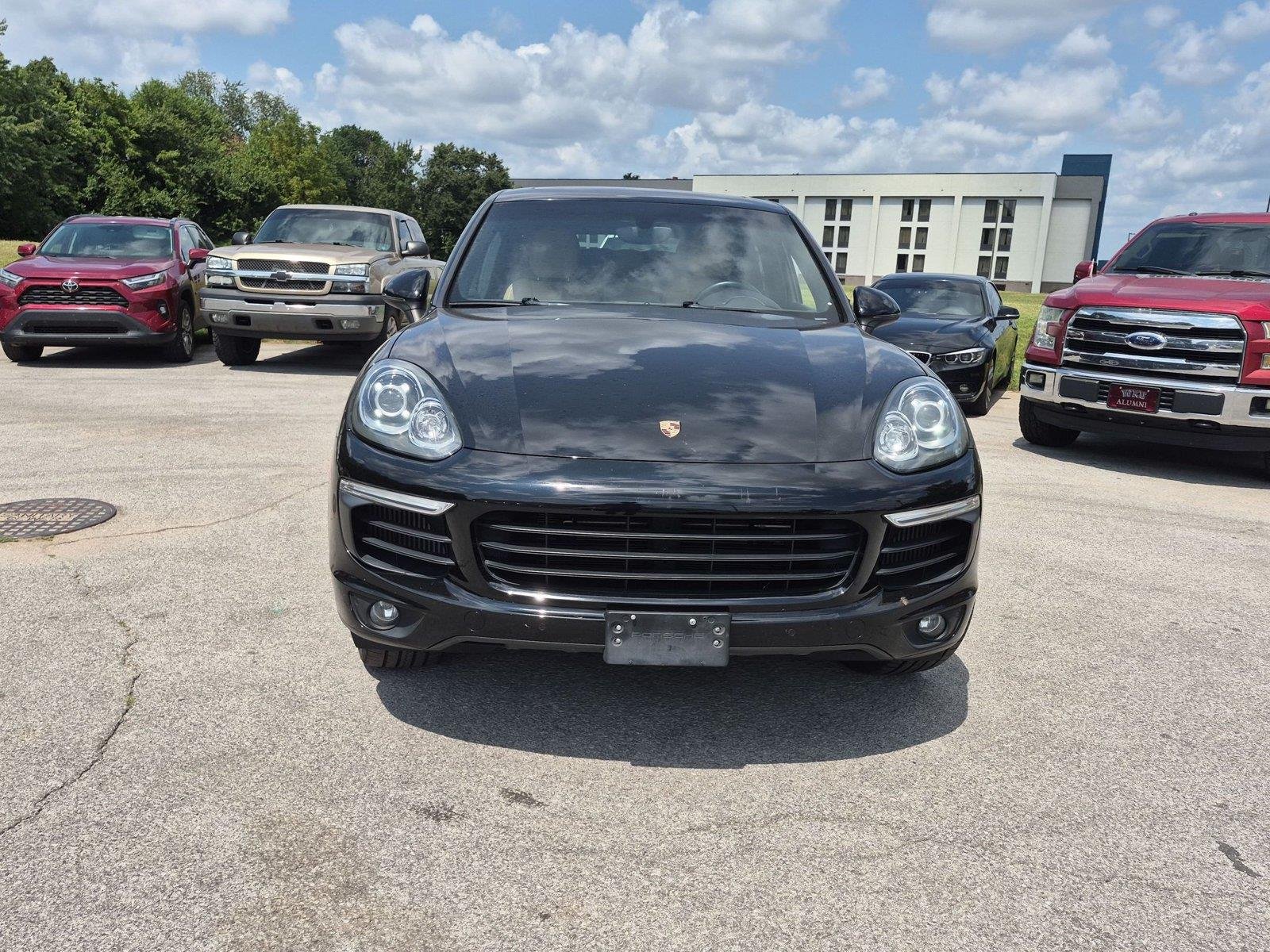 Used 2017  Porsche S image 8