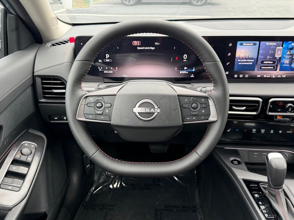 New 2026 Atlantic Gray Metallic / Super Black Two-tone Nissan SR image 18