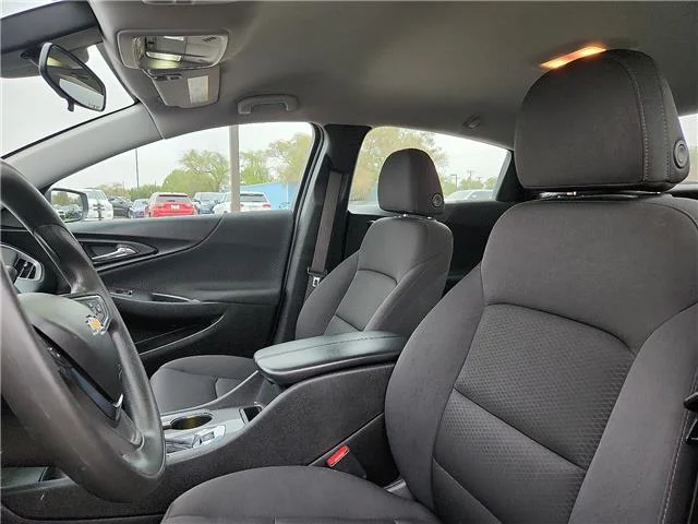 Used 2024 Gray Chevrolet 1LT image 12