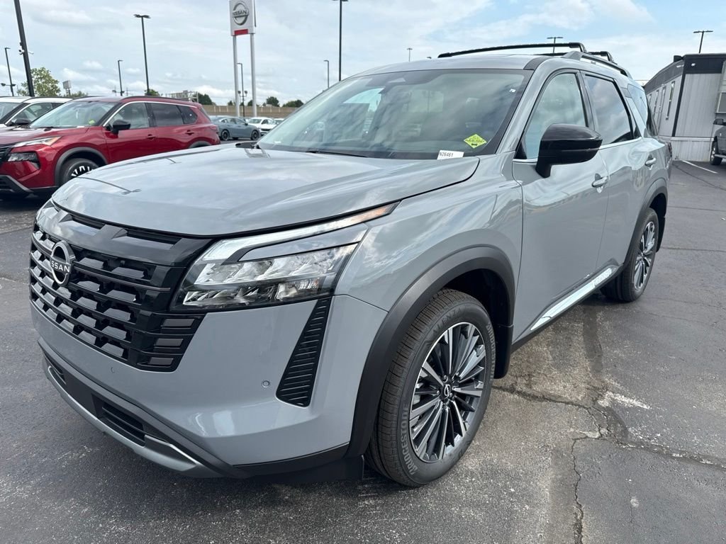 New 2026 Gray Nissan Platinum image 8