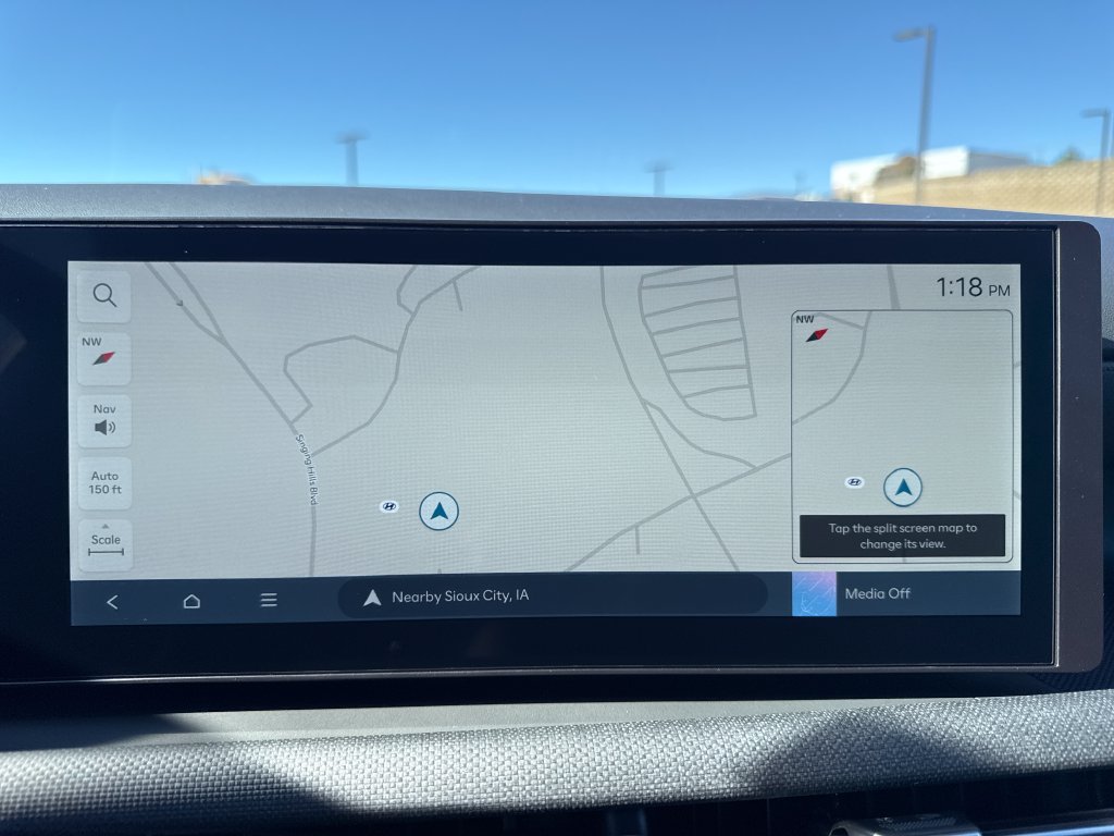 New 2026 White Hyundai SEL Premium image 19