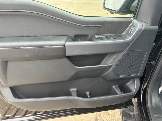 New 2026 Agate Black Metallic Ford XLT image 19