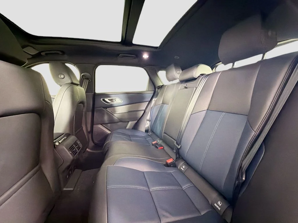 New 2026 Fuji White Land Rover S image 26
