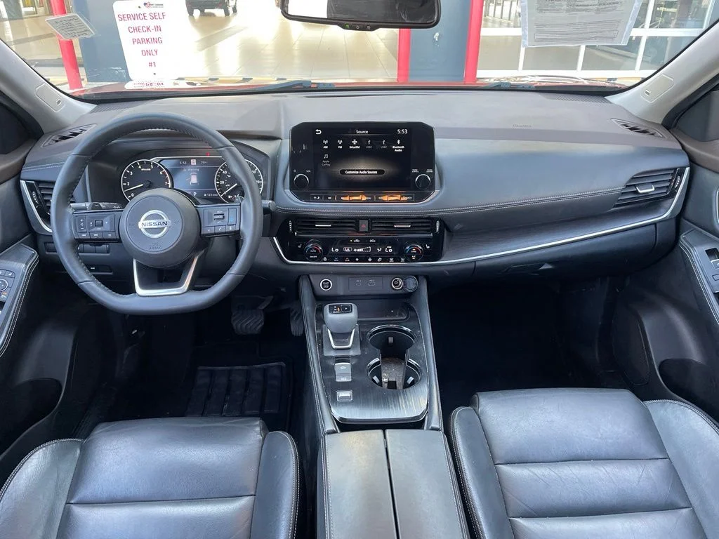 Certified Used 2021 Orange Nissan SL image 13