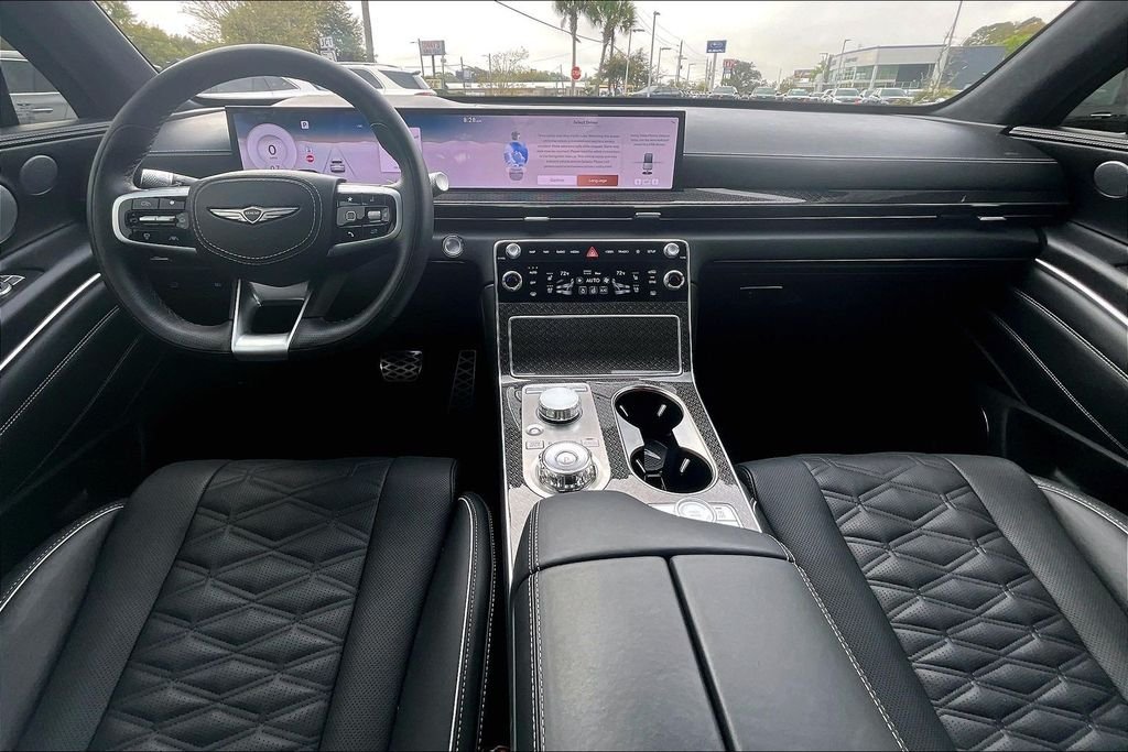 Used 2025 Black Genesis 3.5T e-SC image 7