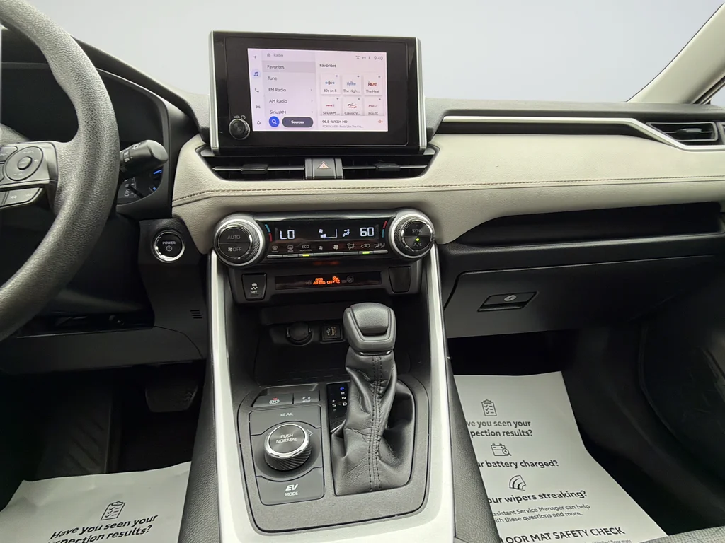 Used 2023 White Toyota XLE image 20