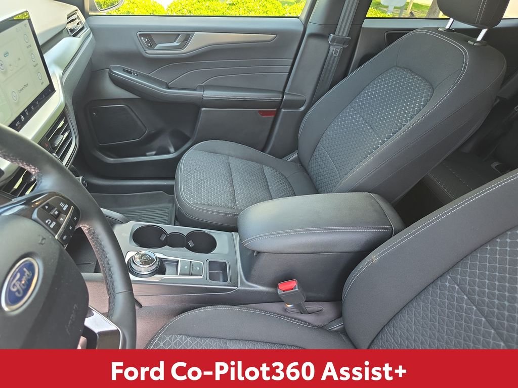 Used 2023 Blue Ford Active image 17