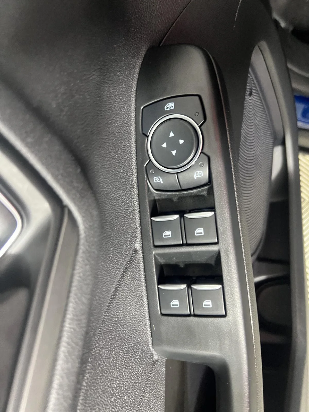 Used 2023 Atlas Blue Ford Active image 14