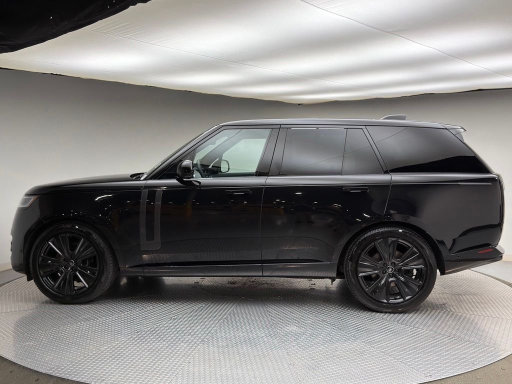 Certified Used 2025 Santorini Black Metallic Land Rover SE image 2