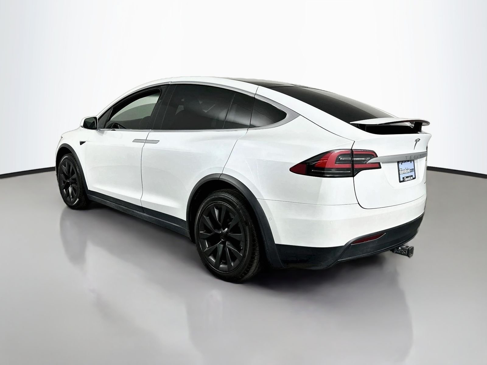 Used 2020 White Tesla Long Range image 5