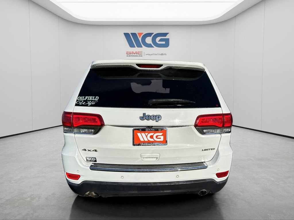 Used 2019  Jeep Limited image 4