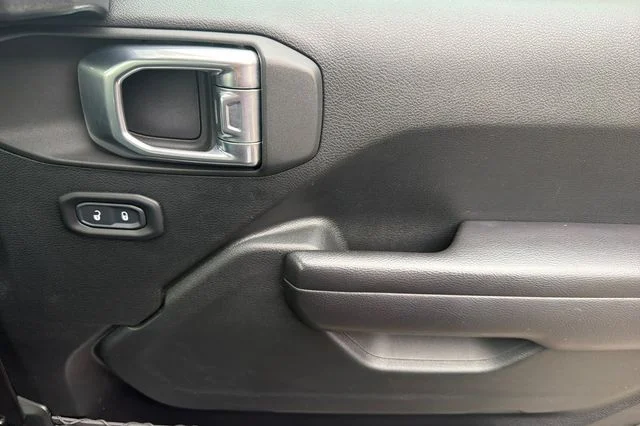 Used 2021 Gray Jeep Sport image 19