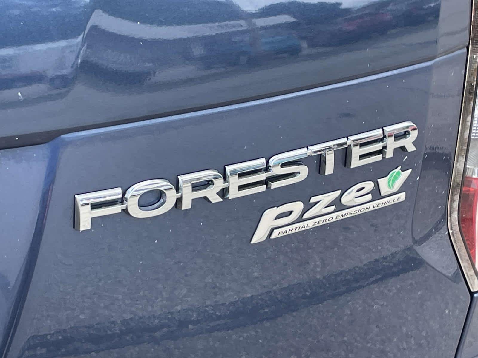 Used 2014 Marine Blue Pearl Subaru 2.5i Premium image 15