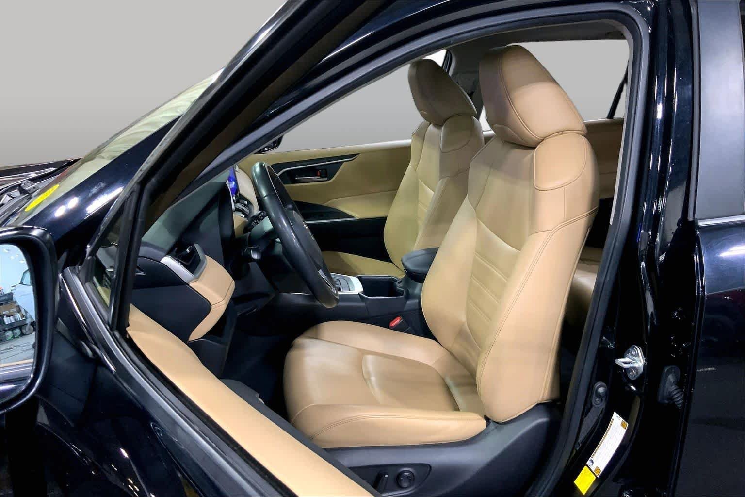 Used 2023 Midnight Black Metallic Toyota XLE Premium image 8