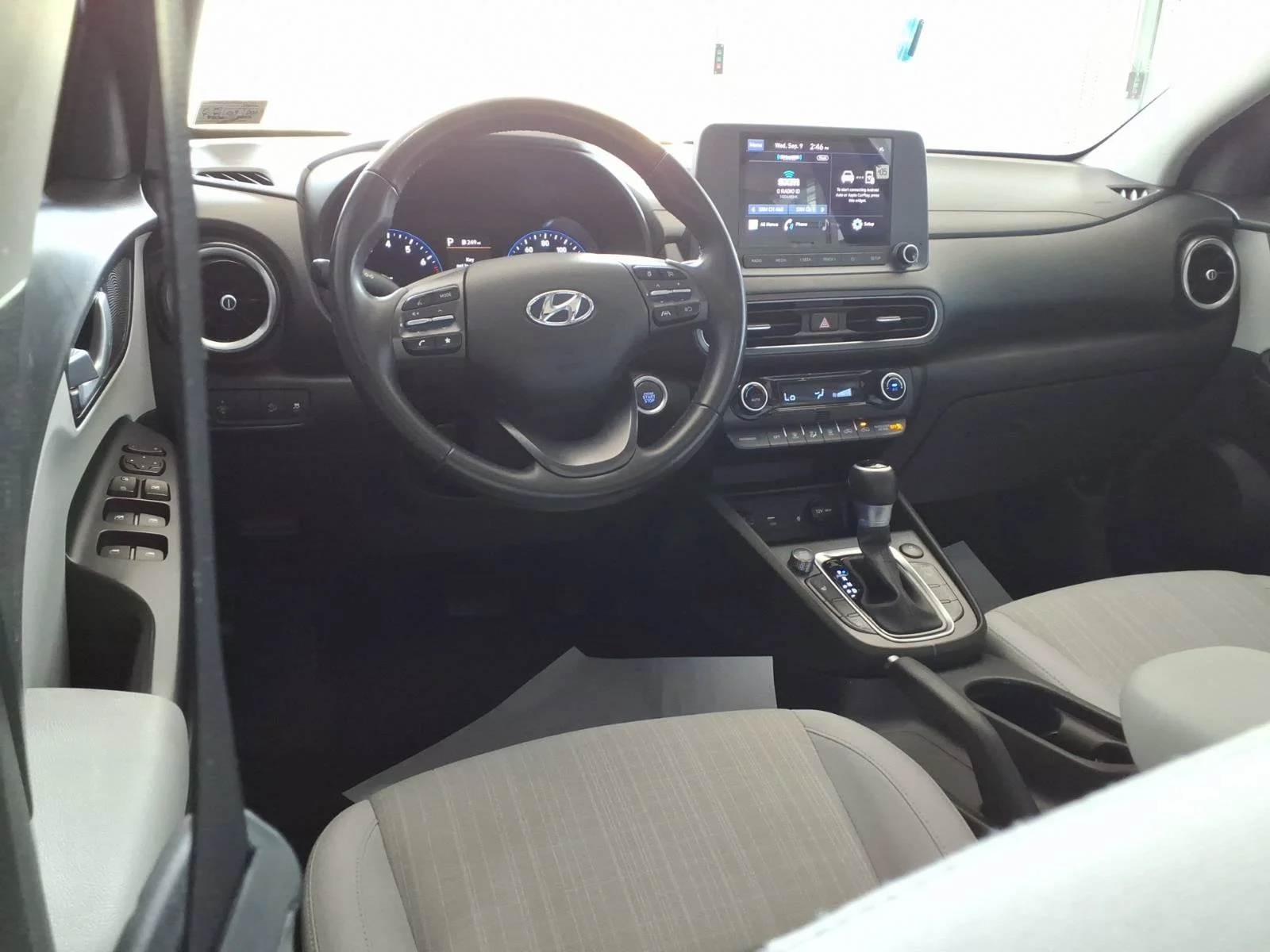 Used 2022 Pulse Red Hyundai SEL image 14