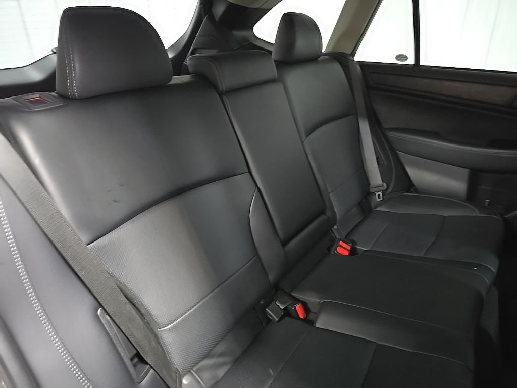 Used 2018 Black Subaru 2.5i image 19