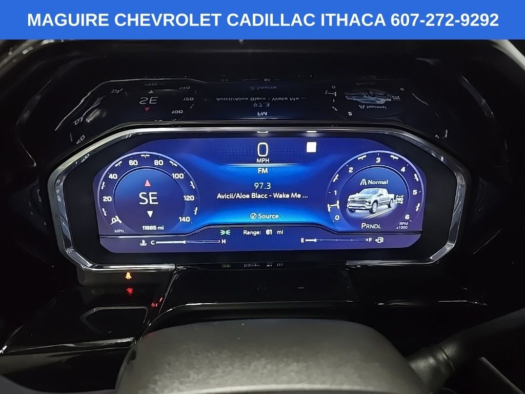 Used 2022 White Chevrolet RST image 21