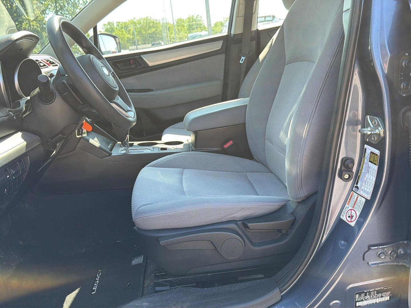 Used 2018 Twilight Blue Metallic Subaru 2.5i image 10