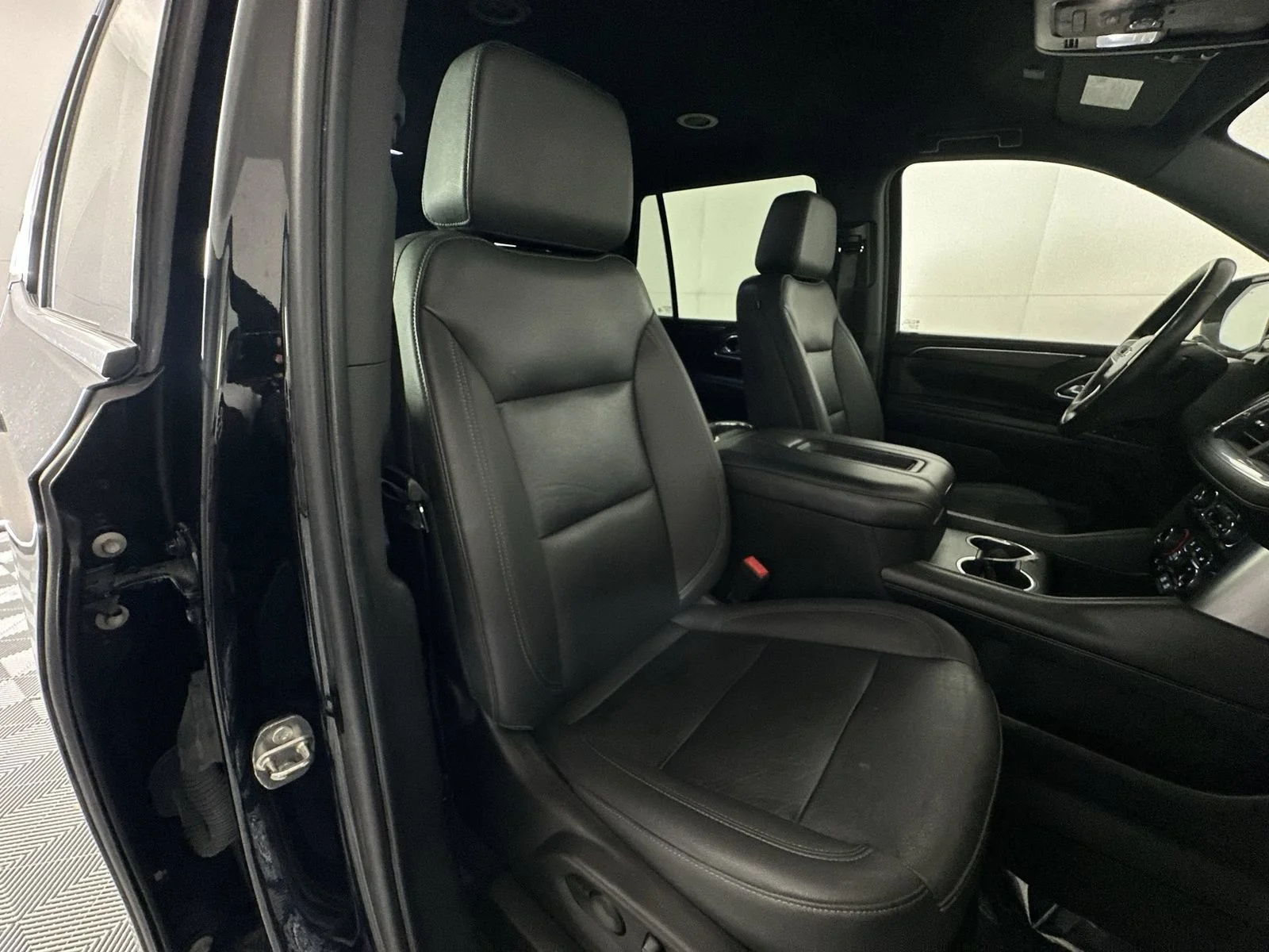Used 2023 Black Chevrolet LT image 27