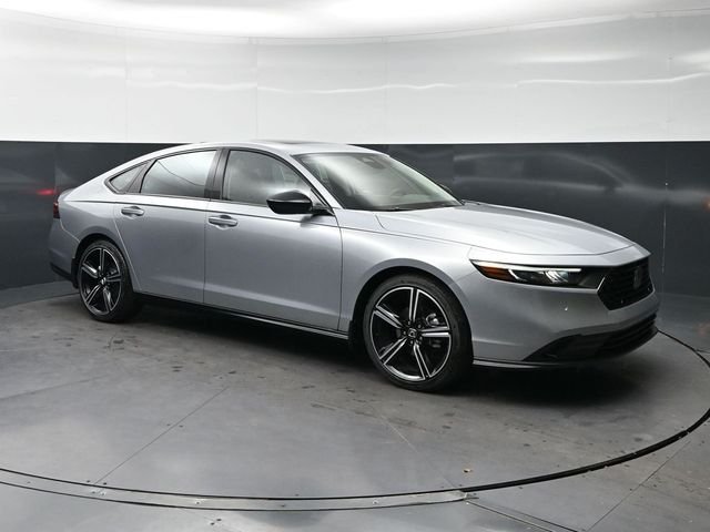 New 2026 Solar Silver Metallic Honda SE image 3