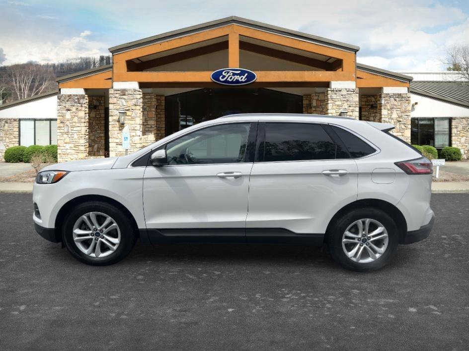Used 2020 White Metallic Ford SEL image 7