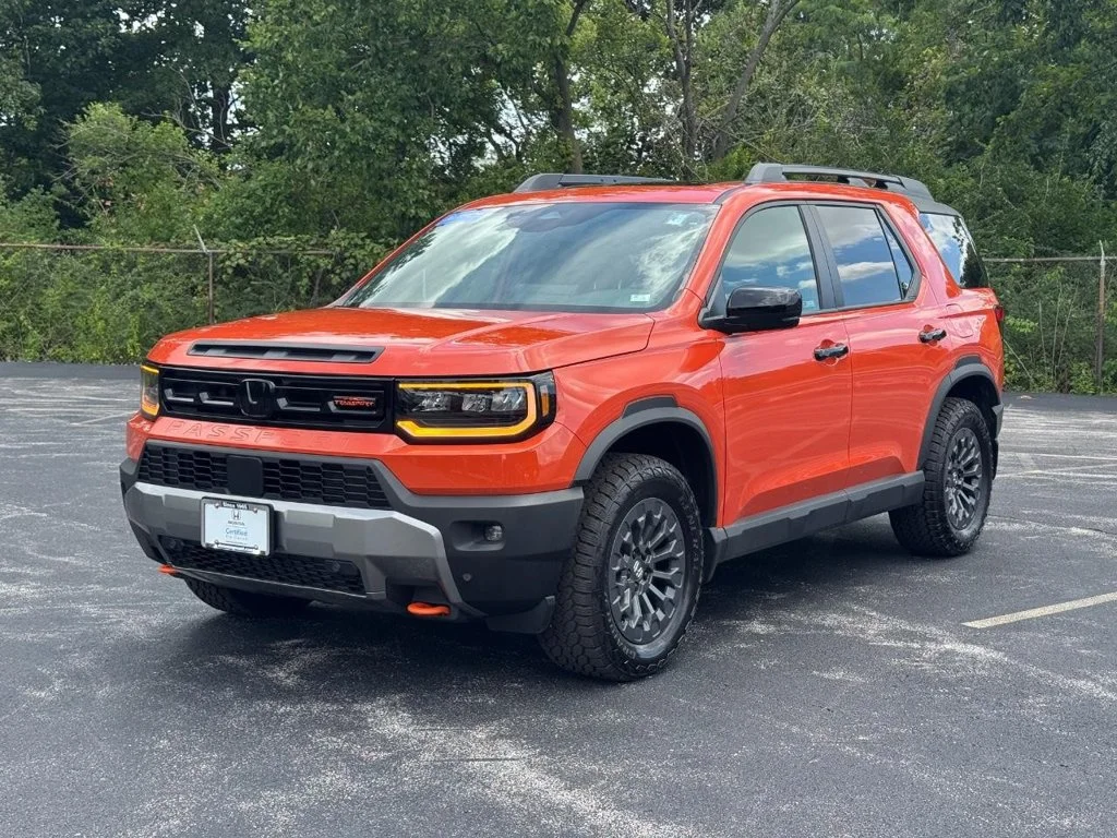 Certified Used 2026 Orange Honda TrailSport Blackout image 9