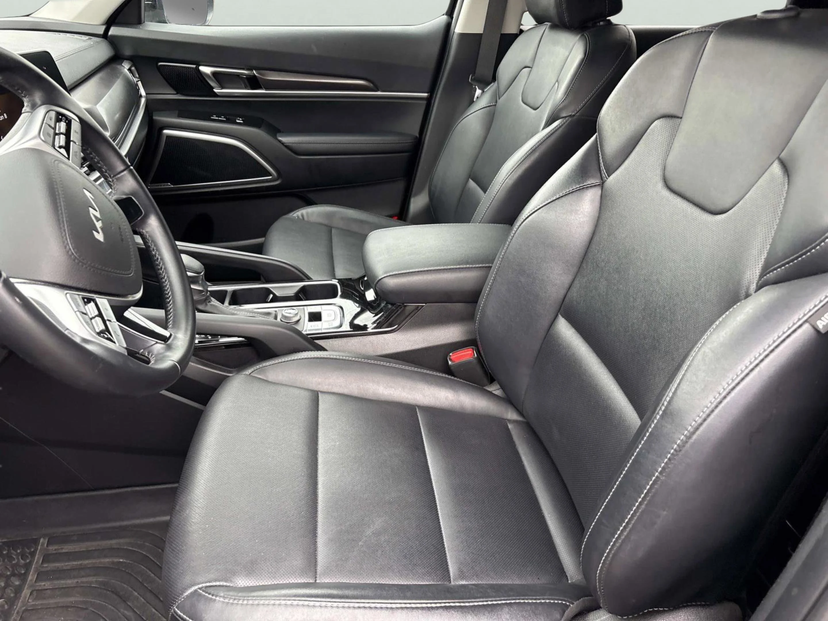 2023 Kia Telluride LX - Photo 26