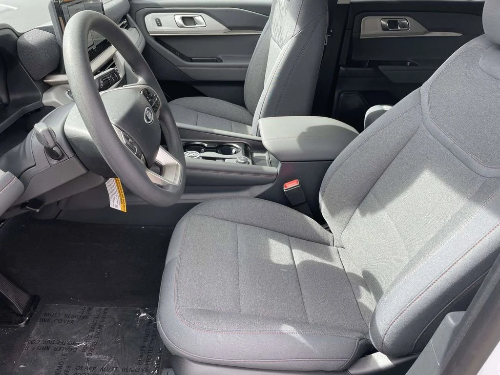 New 2026 Space White Metallic Ford Active 100A image 13