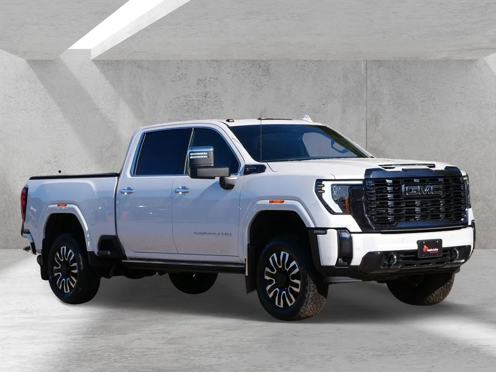 2024 GMC Sierra 4WD Crew Cab Long Box Denali Ultimate's photo