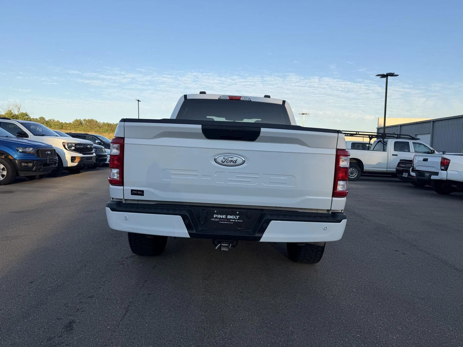 Used 2021 Oxford White Ford XL image 5