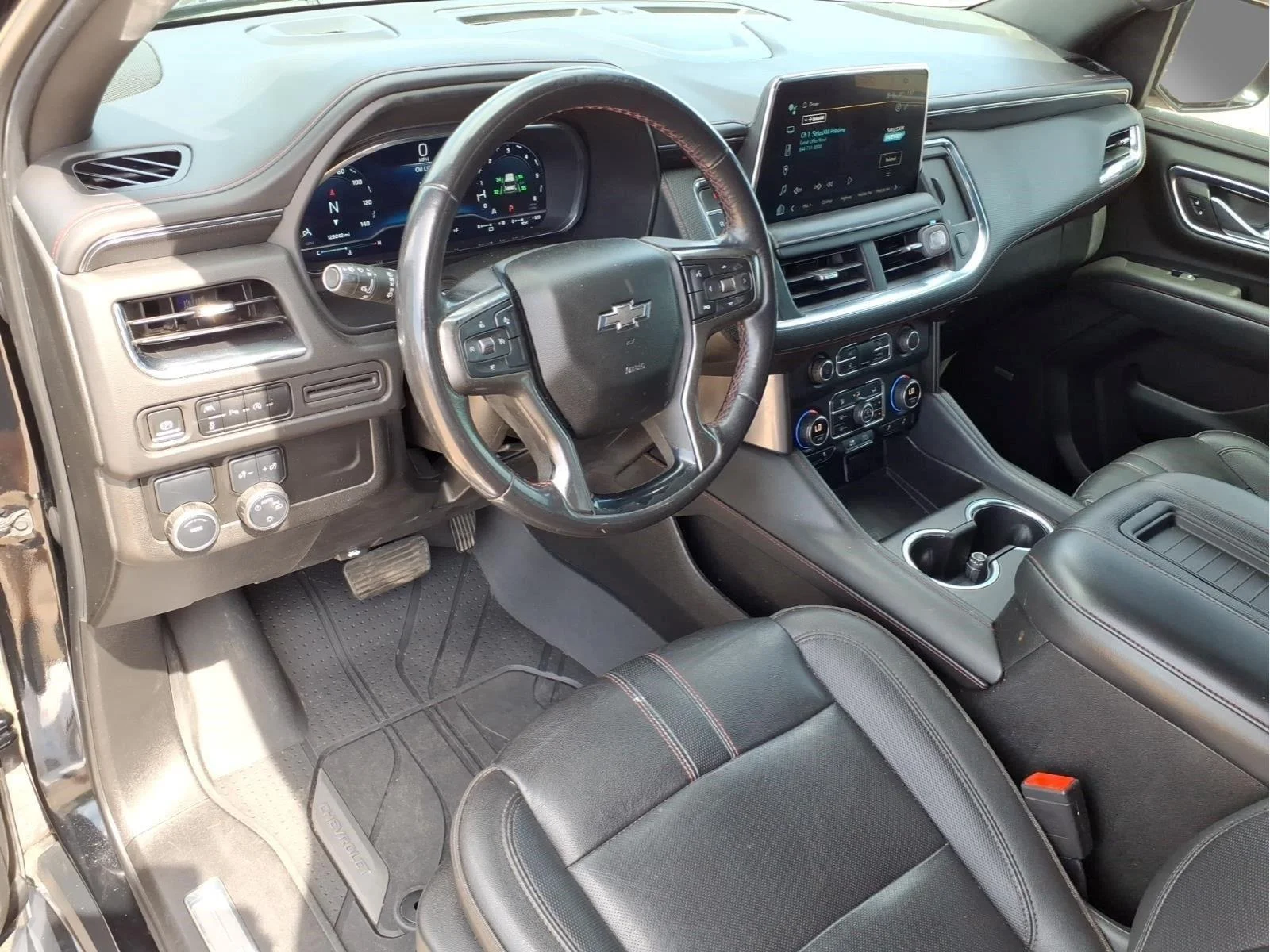 Used 2023 BLACK Chevrolet RST image 17